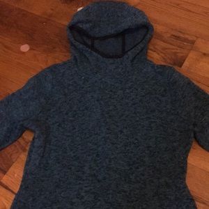 Hooded sweater